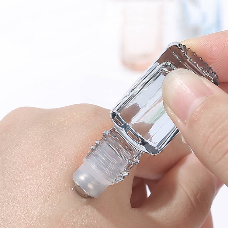 3ml 6ml Clear Empty Sample Essential Oil Glass Roll On Bottles Suppliers