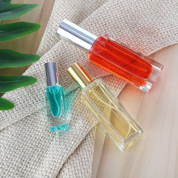 Design Concept Of 8ml Perfume Bottle And 10ml Glass Spray Bottles