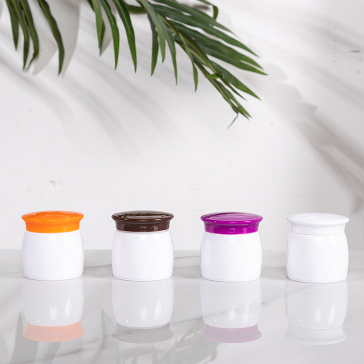 Wholesale White 20g Plastic Containers Body Cream Jars Custom